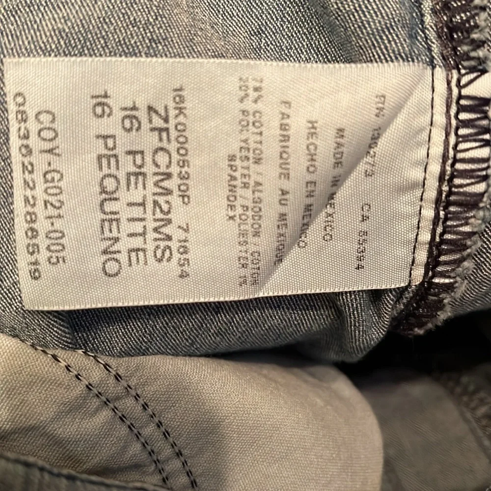 CHIC Classic Pull On Jeans - Picture 4 of 4